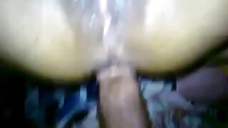 فلیٹ چھاتی کے ساتھ ب ...