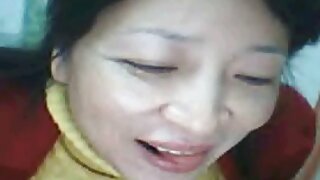 دو سفید سینگ والے بچ ...